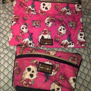 Pink / skulls Cosmetic bags